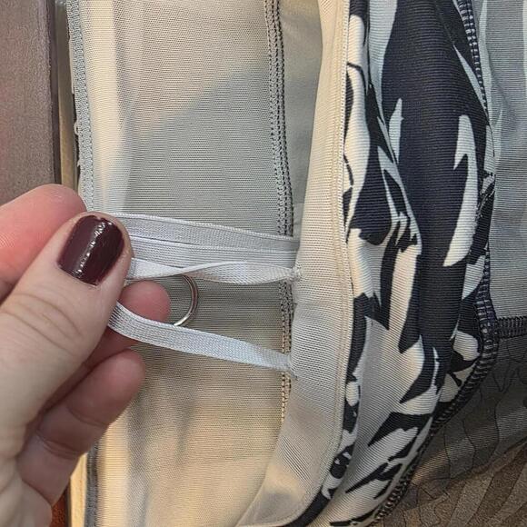 Nike Dri-FIT Women's Running Leggings in Medium - Picture 7 of 7